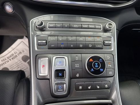 Used 2022 Hyundai Santa Fe Limited AWD/4WD image 28