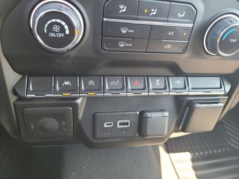 Used 2023 Chevrolet Silverado 1500 Custom RWD image 24