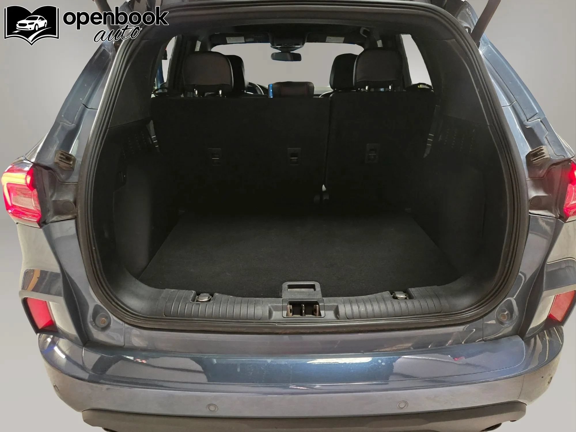 Used 2023 Ford Escape ST-Line Elite w/ Premium Technology Package AWD/4WD image 18