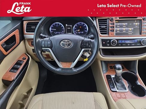 Used 2018 Toyota Highlander Plus image 25
