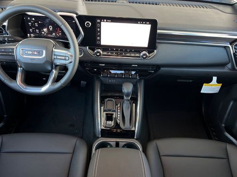 New 2026 GMC Canyon Elevation w/ Convenience Package image 12