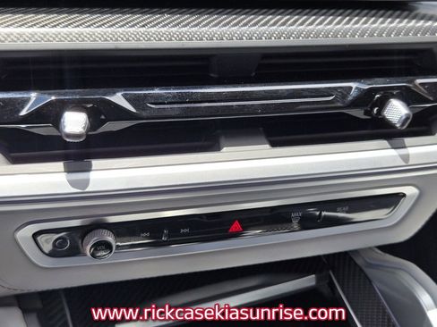 Used 2023 BMW XM AWD/4WD image 29