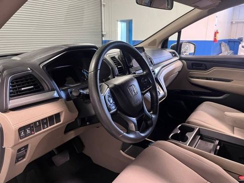 Used 2019 Honda Odyssey EX image 20