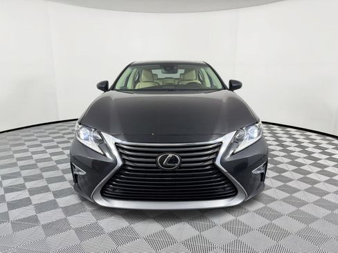 Used 2016 Lexus ES 350 w/ Luxury Package w/Wood Trim FWD image 6