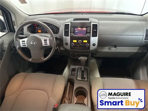 Used 2017 Nissan Frontier SV w/ SV Value Truck Package image 9