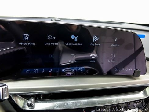 New 2025 Cadillac Lyriq Sport image 14