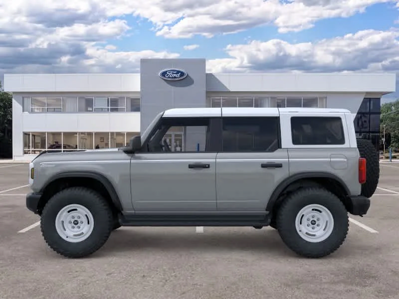 New 2026 Ford Bronco Heritage Edition AWD/4WD image 3