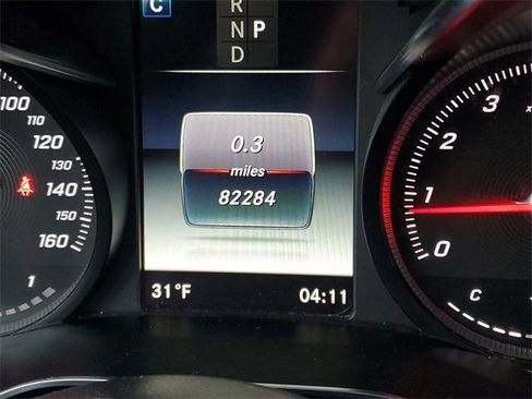 Used 2018 Mercedes-Benz GLC 300 4MATIC image 12