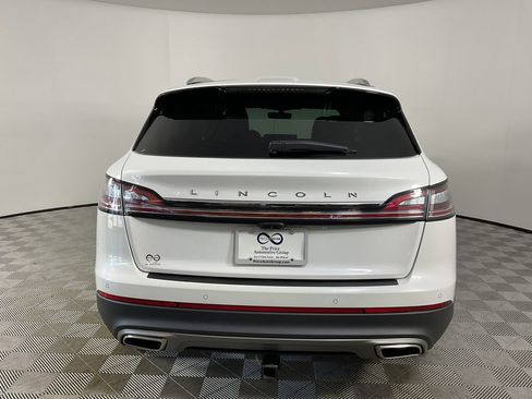 Used 2022 Lincoln Nautilus Reserve image 8