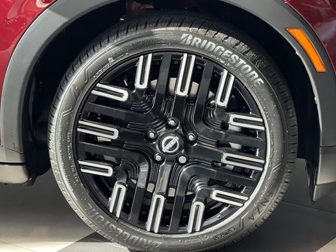 New 2026 Nissan Leaf Platinum+ w/ Cargo Package (Platinum+) image 27