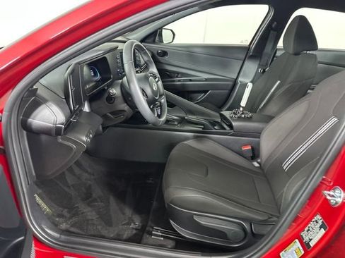 Certified 2025 Hyundai Elantra Sport image 11
