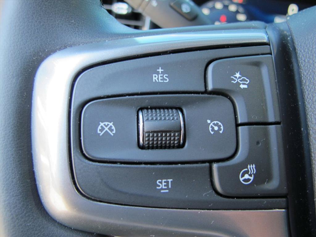 Used 2024 Chevrolet Silverado 1500 LT w/ Leather Package AWD/4WD image 13
