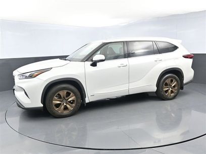 Used 2022 Toyota Highlander Bronze Edition