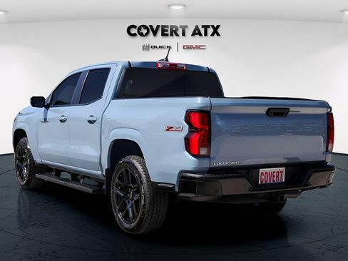 Used 2025 Chevrolet Colorado Z71 w/ Technology Package AWD/4WD image 6