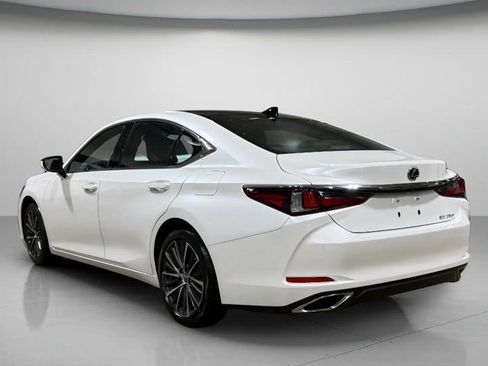 Used 2025 Lexus ES 350 w/ Premium Package image 6