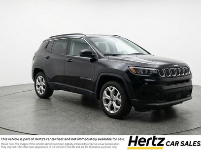 Used 2025 Jeep Compass Latitude