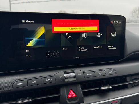 New 2025 Kia K4 LXS image 19