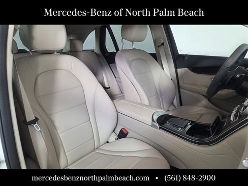 Certified 2022 Mercedes-Benz GLC 300 image 24
