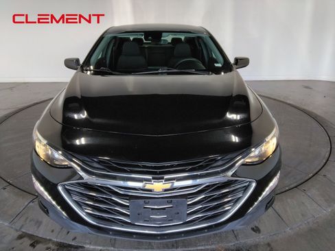 Used 2023 Chevrolet Malibu LT image 3