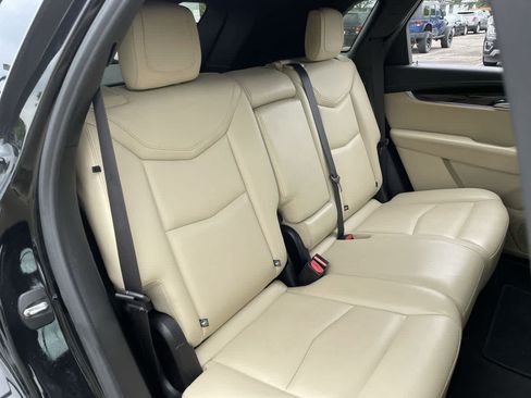 Used 2018 Cadillac XT5 FWD w/ LPO, Wheel Lock Package image 15