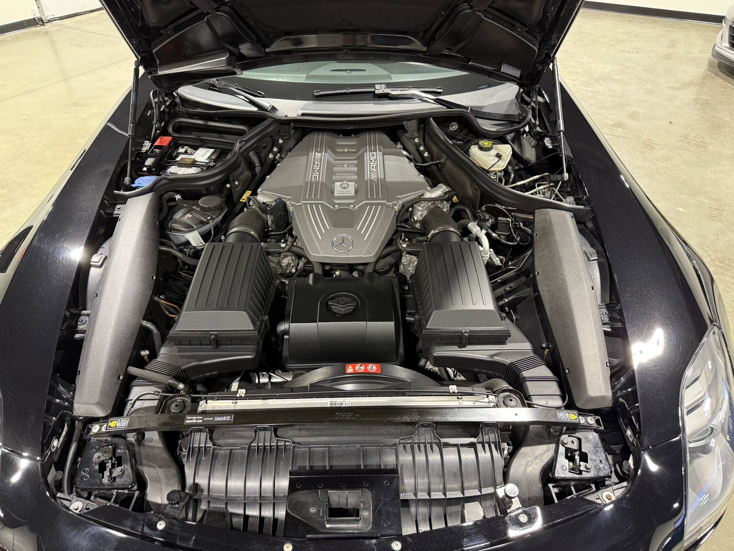 Used 2011 Mercedes-Benz SLS AMG Coupe image 69