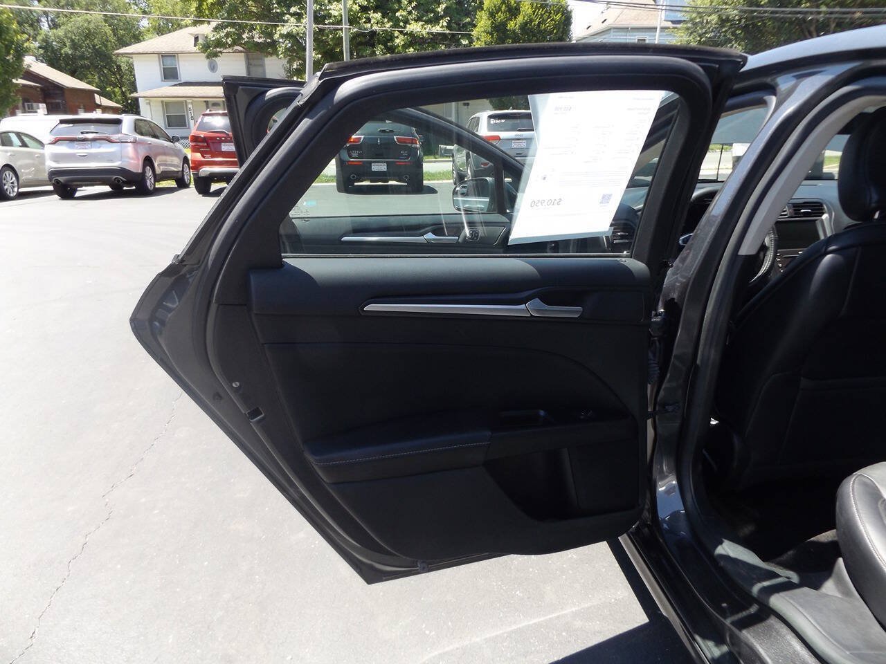 Used 2018 Ford Fusion Titanium AWD/4WD image 20