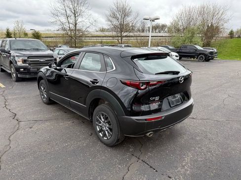 Used 2023 MAZDA CX-30 AWD 2.5 S image 2