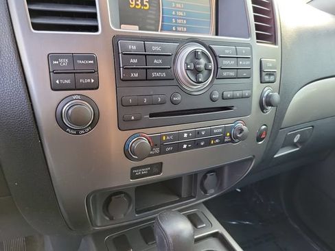 Used 2013 Nissan Armada SV RWD image 29