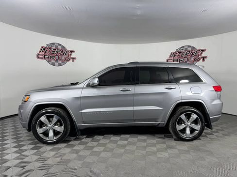 Used 2014 Jeep Grand Cherokee Overland AWD/4WD image 4