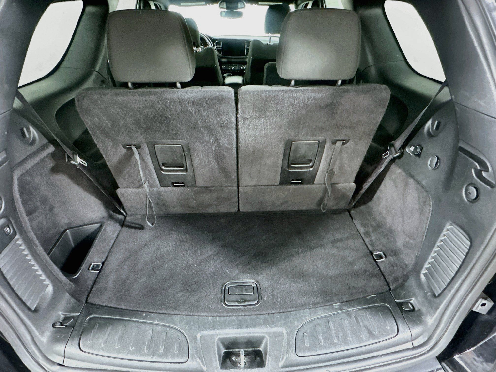 Used 2025 Dodge Durango GT RWD image 30