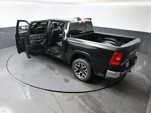 Used 2025 RAM 1500 Laramie image 61