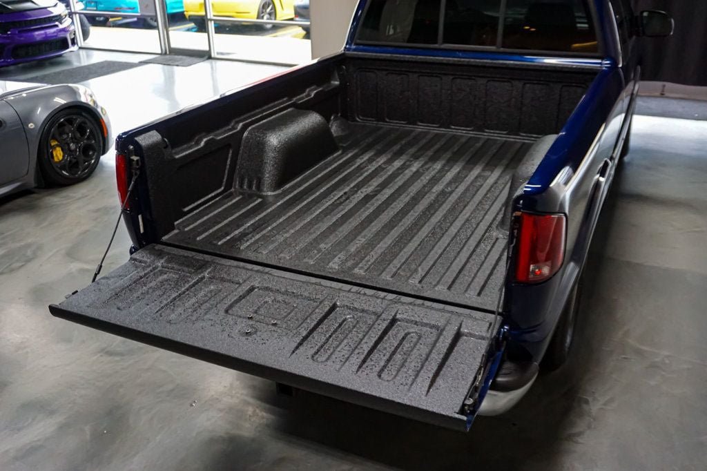 Used 2002 Chevrolet S10 Pickup LS w/ LS Preferred Equipment Group AWD/4WD image 37