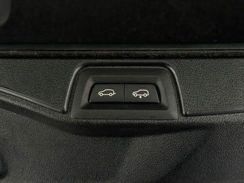 Used 2023 BMW X5 xDrive45e w/ Executive Package image 12