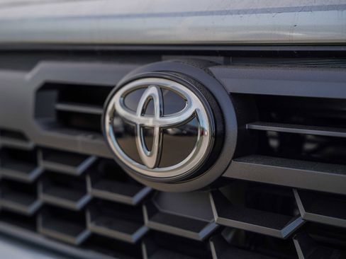 New 2026 Toyota Tacoma TRD Sport image 6