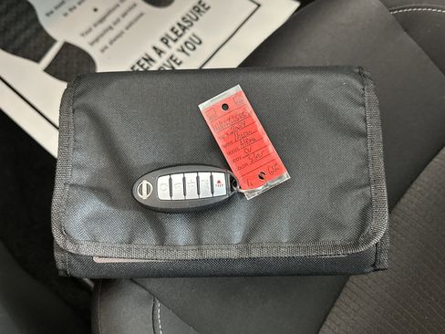 Used 2024 Nissan Altima 2.5 SV image 30