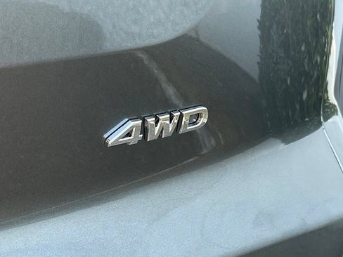 Certified 2025 Nissan Pathfinder SV AWD/4WD image 6
