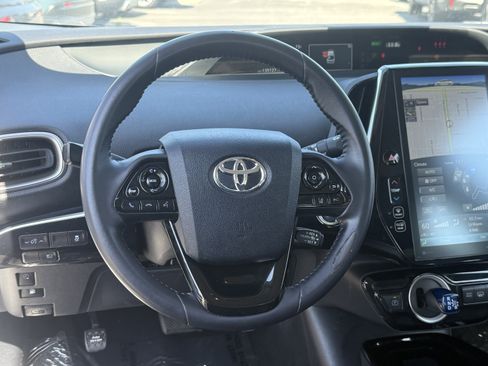 Used 2022 Toyota Prius Prime XLE image 23