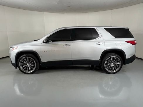 Used 2020 Chevrolet Traverse LS image 6