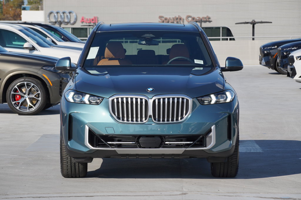 Used 2026 BMW X5 sDrive40i w/ Climate Comfort Package RWD image 2