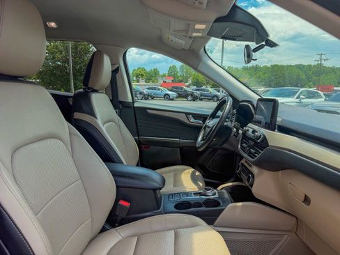 Used 2022 Ford Escape SEL FWD image 22
