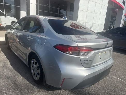 Used 2025 Toyota Corolla LE image 5