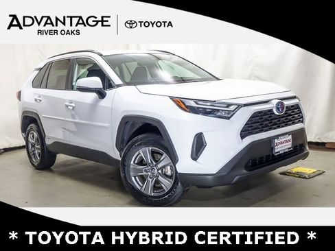 Certified 2024 Toyota RAV4 LE image 1