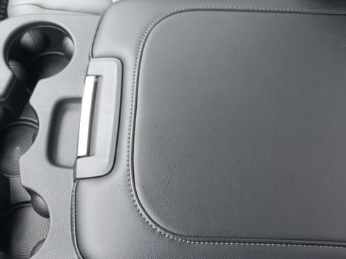 New 2024 RAM 5500 Tradesman AWD/4WD image 25