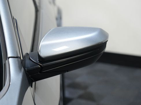 Used 2019 Honda Civic Type R image 11