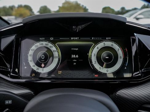 New 2026 Aston Martin V8 Vantage Roadster image 25