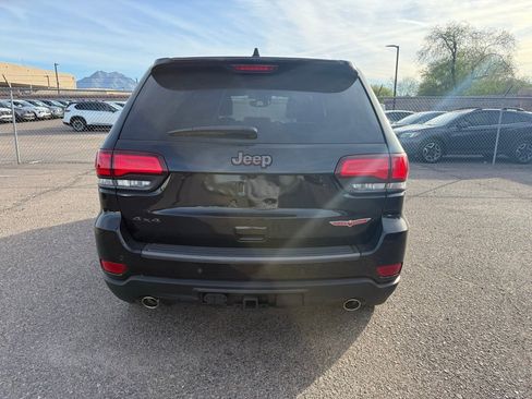 Used 2020 Jeep Grand Cherokee Trailhawk w/ Trailhawk Luxury Group image 4