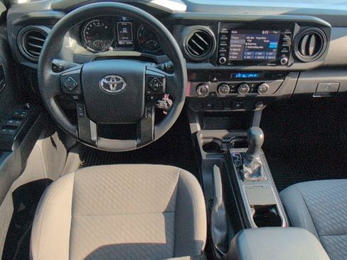 Used 2022 Toyota Tacoma SR AWD/4WD image 34