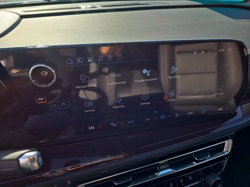 New 2026 Chevrolet Traverse Z71 w/ Driver Confidence Package image 16