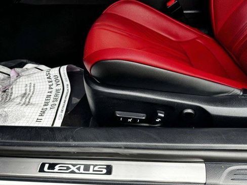 Used 2017 Lexus RC F RWD image 23