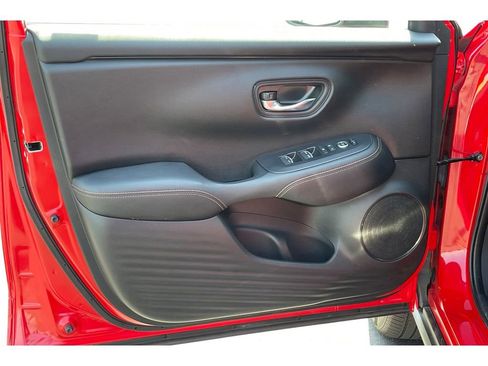Certified 2025 Honda HR-V Sport image 11